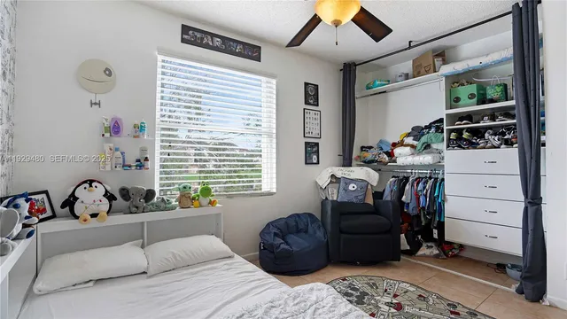 $560,000 | 10717 Northwest 12th Manor, Plantation, FL 33322