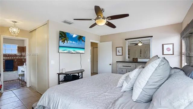 $560,000 | 10717 Northwest 12th Manor, Plantation, FL 33322