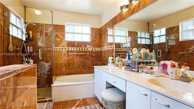 $560,000 | 10717 Northwest 12th Manor, Plantation, FL 33322