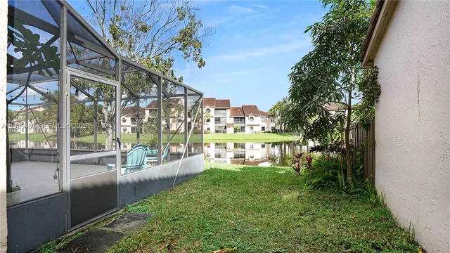 $560,000 | 10717 Northwest 12th Manor, Plantation, FL 33322