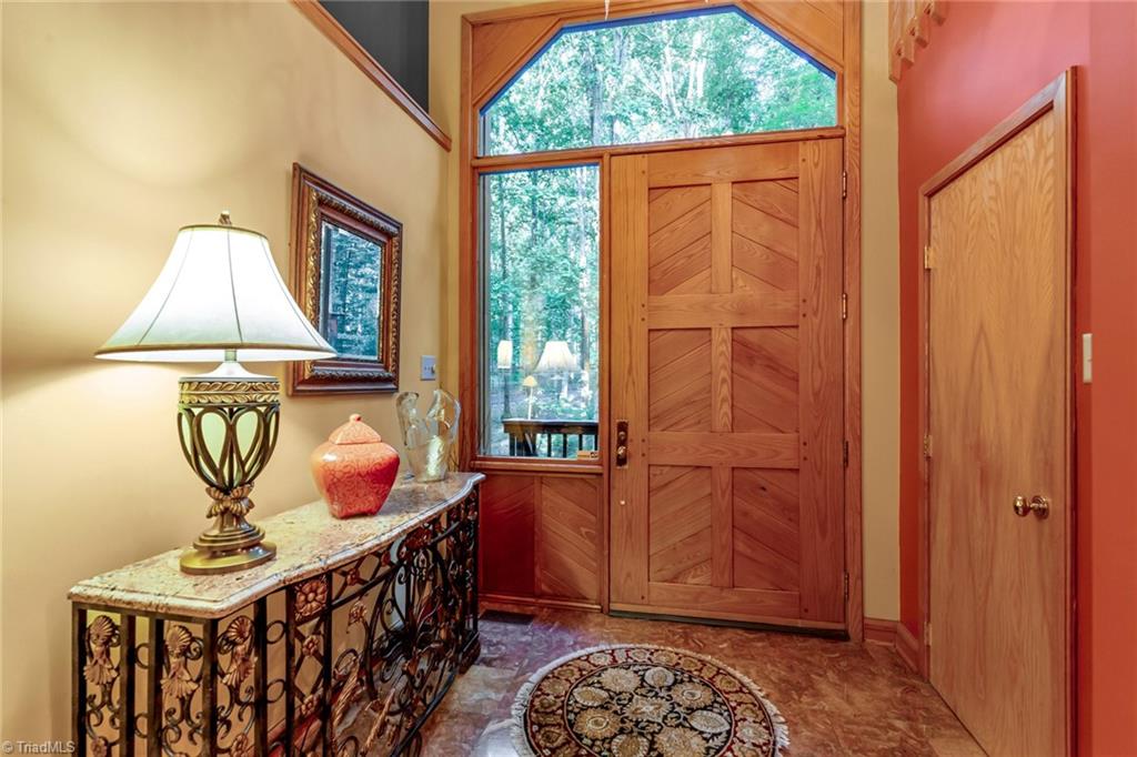5417 Rambling Road Greensboro, NC 27409 - Photo 14 of 49