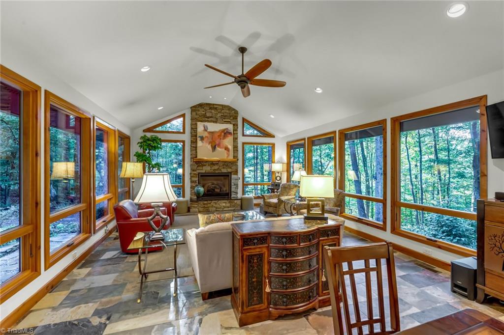 5417 Rambling Road Greensboro, NC 27409 - Photo 22 of 49