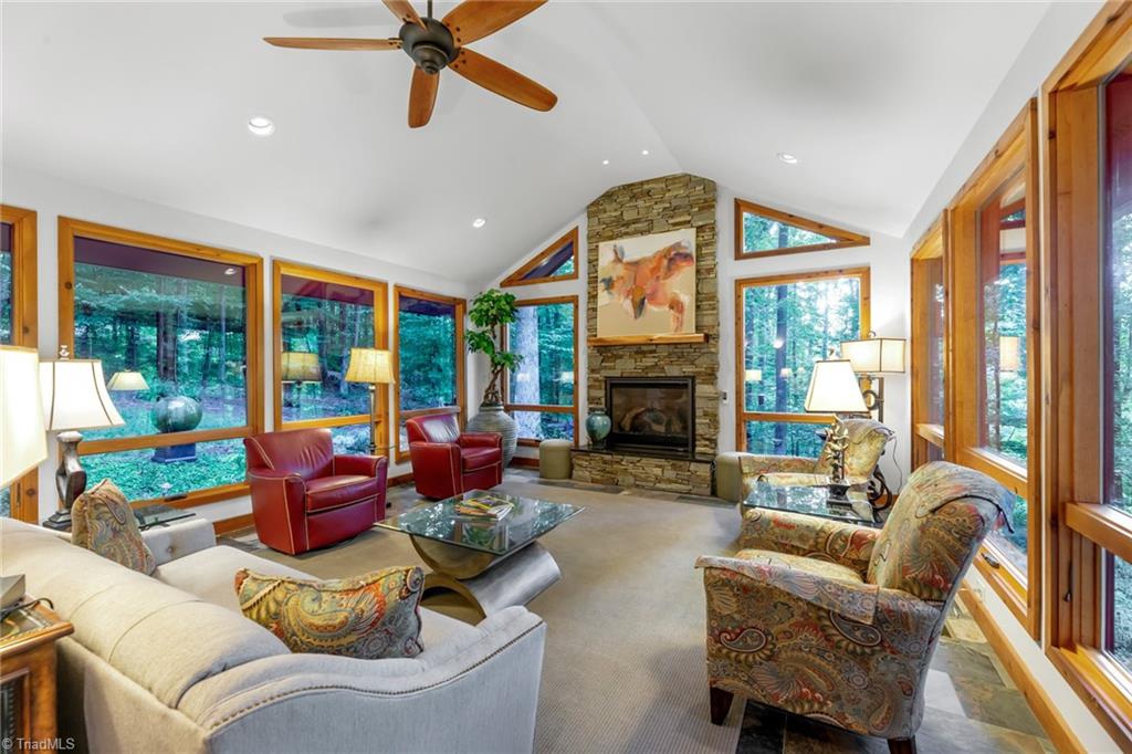 5417 Rambling Road Greensboro, NC 27409 - Photo 23 of 49
