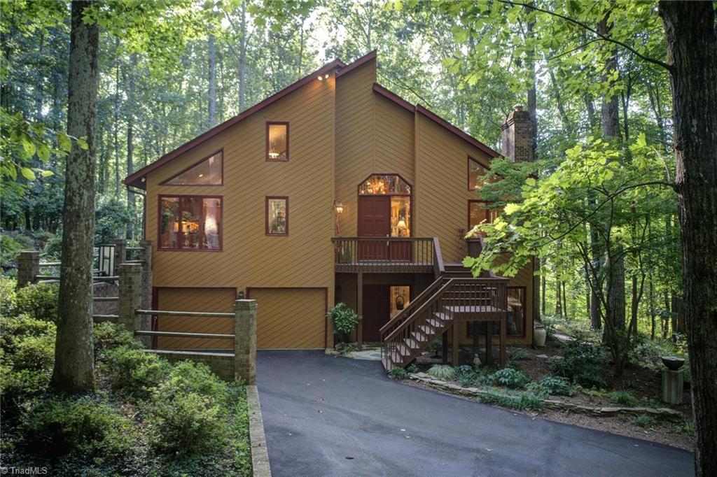 5417 Rambling Road Greensboro, NC 27409 - Photo 4 of 49