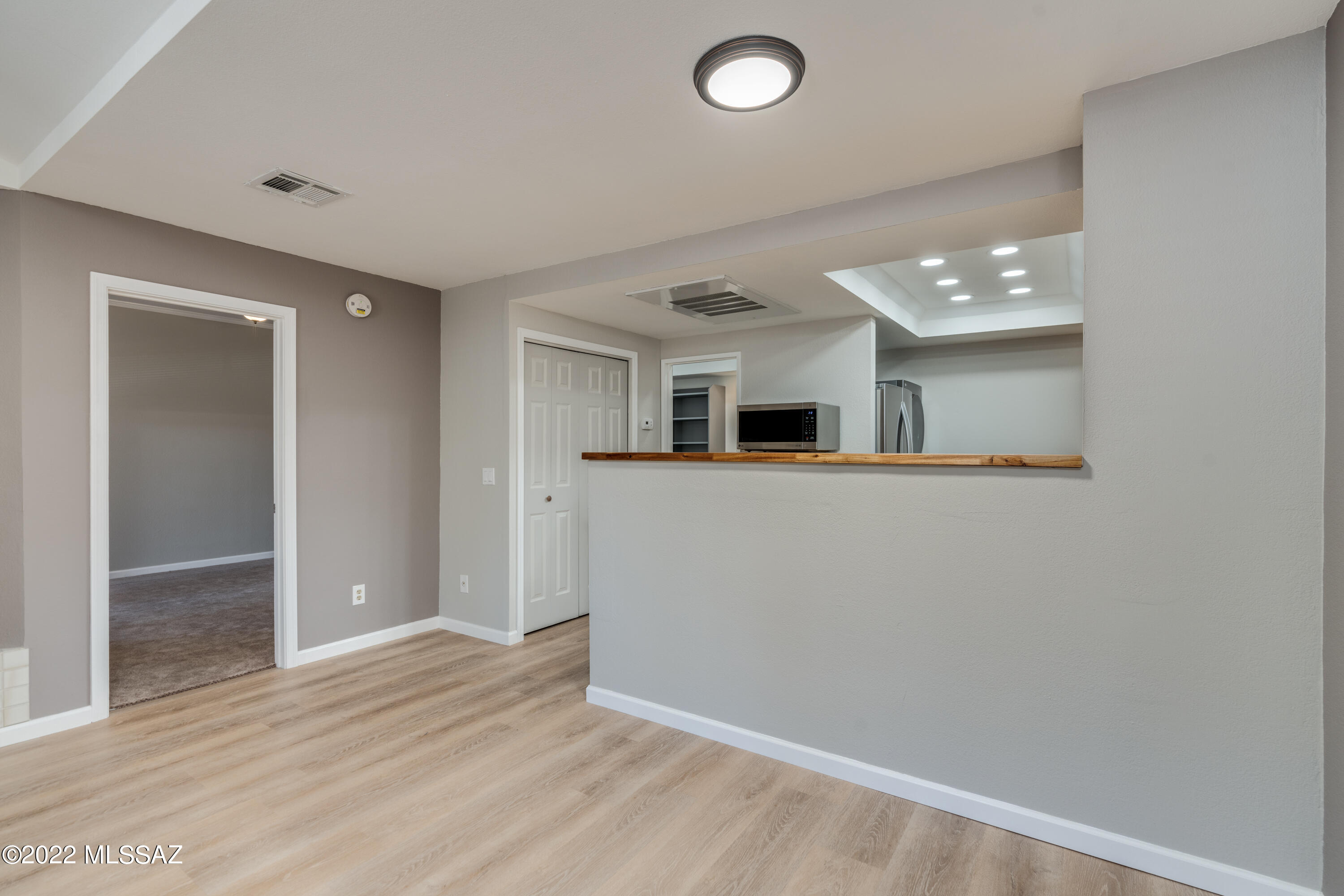 1200 East River Road, Unit M169 Tucson, AZ 85718 - Photo 17 of 31 Gallery Image 17
