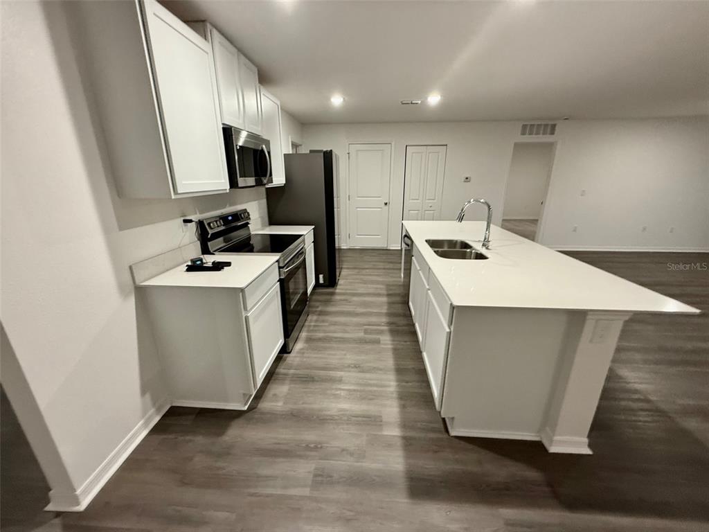 313 Marquee Drive Kissimmee, FL 34758 - Photo 7 of 23