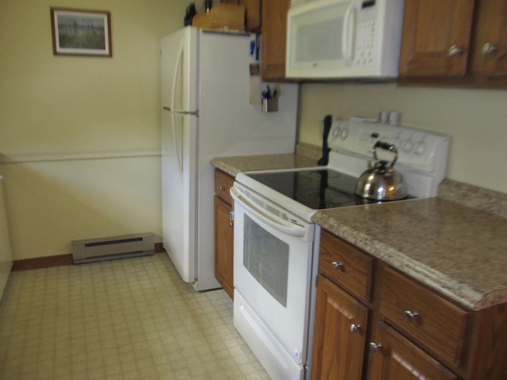 21 Drake Road, Unit 21 Fitchburg, MA 01420 - Photo 4 of 26 Gallery Image 4