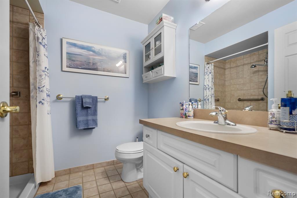 3577 Tremonte Circle Rochester, MI 48306 - Photo 25 of 42