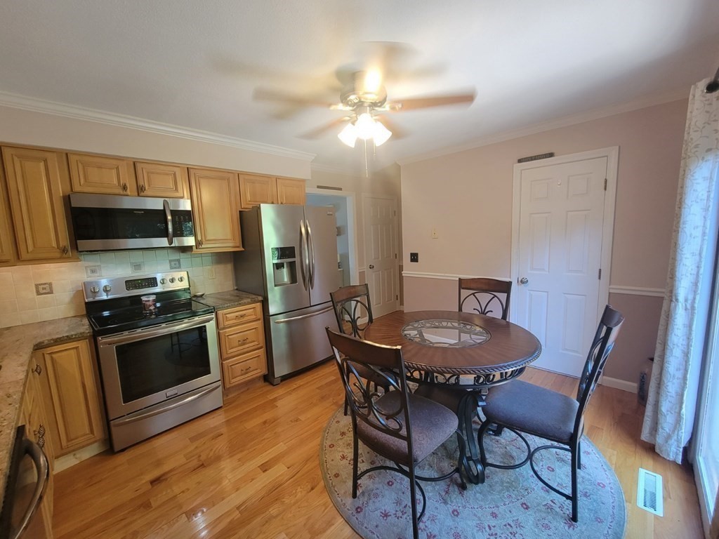 160 Hillside Road, Unit 6 Westfield, MA 01085 - Photo 3 of 29 Gallery Image 3