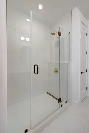 $3,250 | 1701 Simond Avenue, Unit 411, Austin, TX 78723