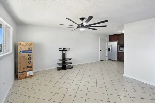 $180,000 | 904 Avenue D, Bovina, TX 79009