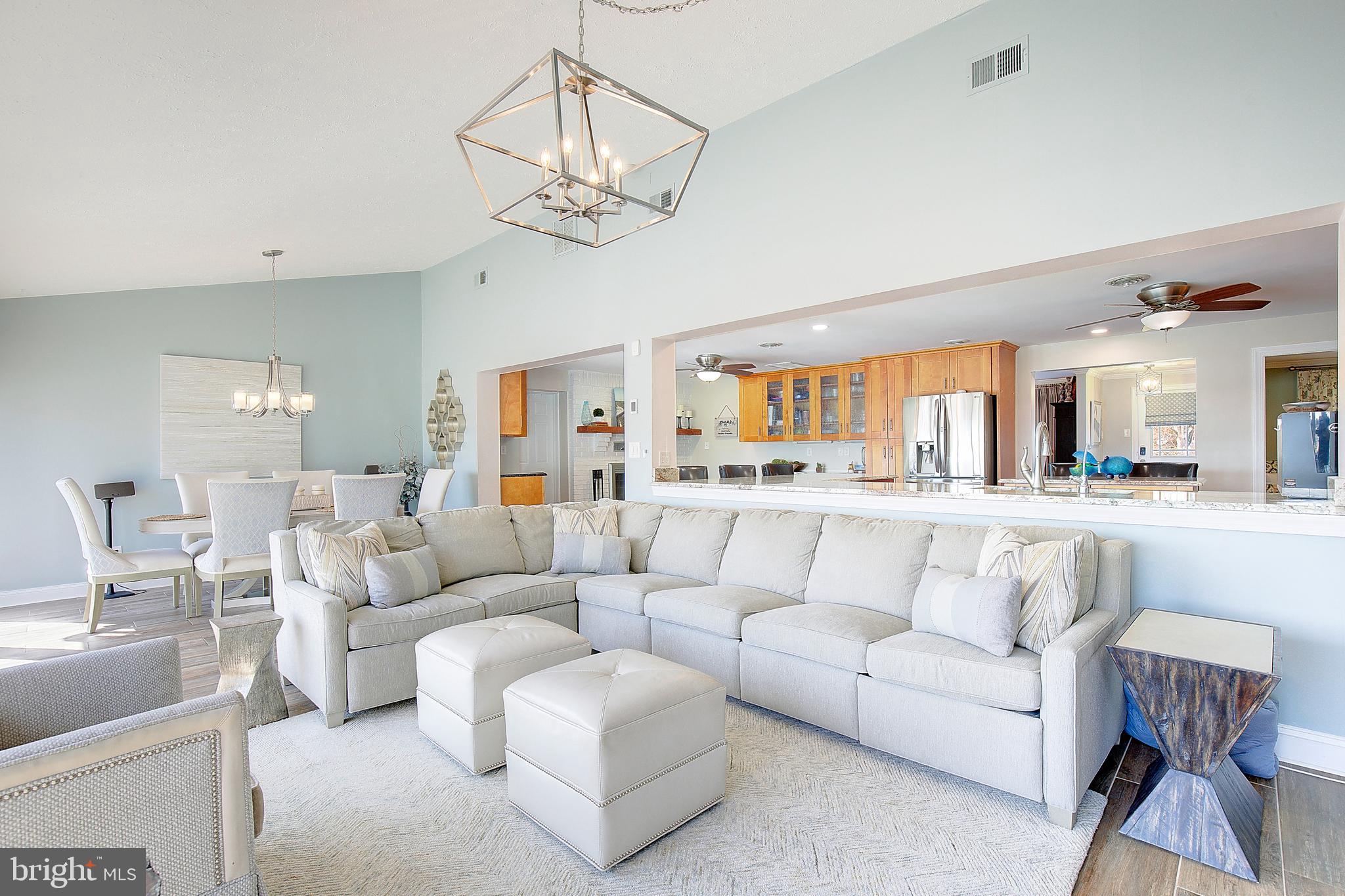 8113 Ventnor Road Pasadena, MD 21122 - Photo 12 of 45