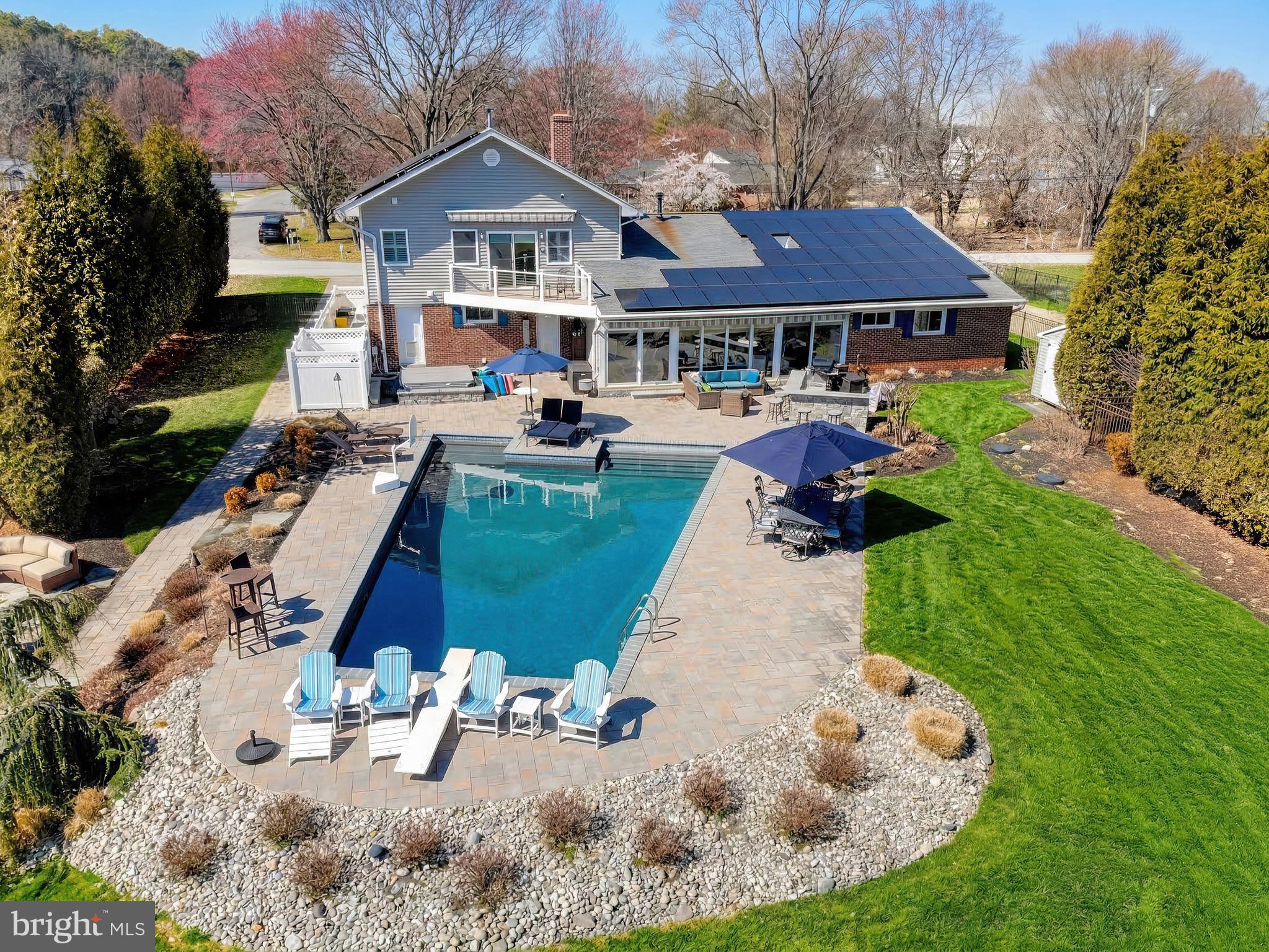 8113 Ventnor Road Pasadena, MD 21122 - Photo 6 of 45