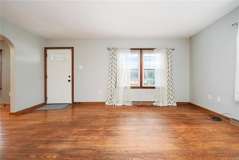 4230 Tuscarawas Road Beaver, PA 15009 - Photo 4 of 25 Gallery Image 4
