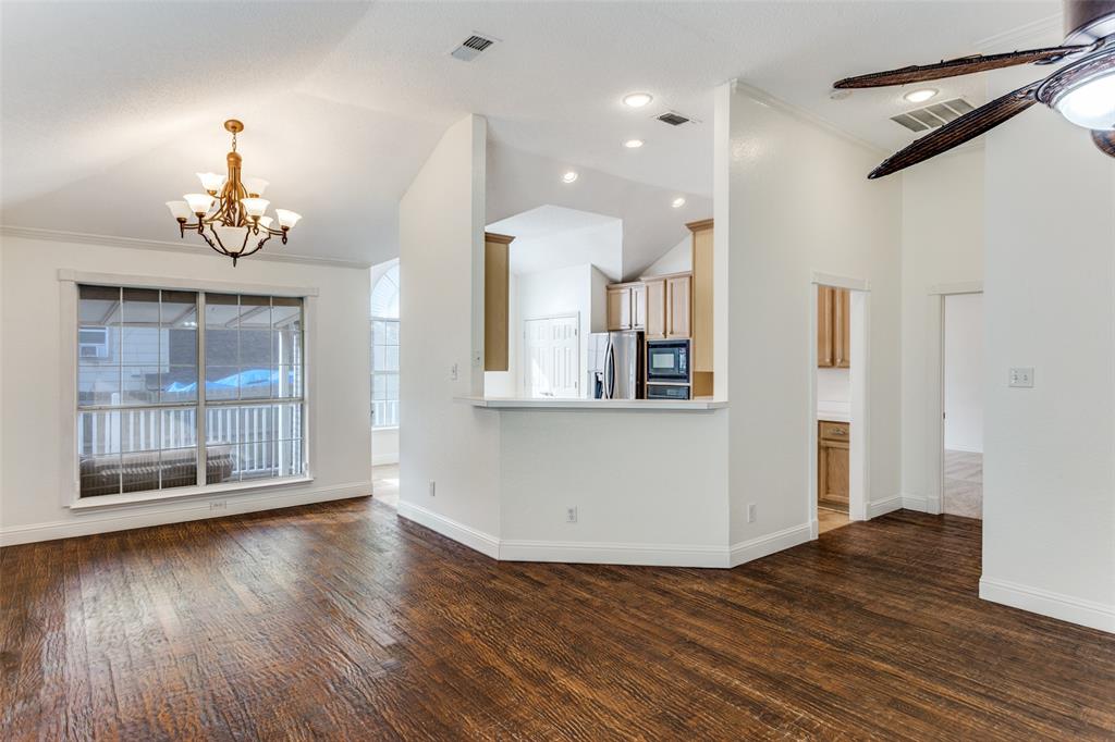 7628 Arbor Ridge Court Fort Worth, TX 76112 - Photo 7 of 25