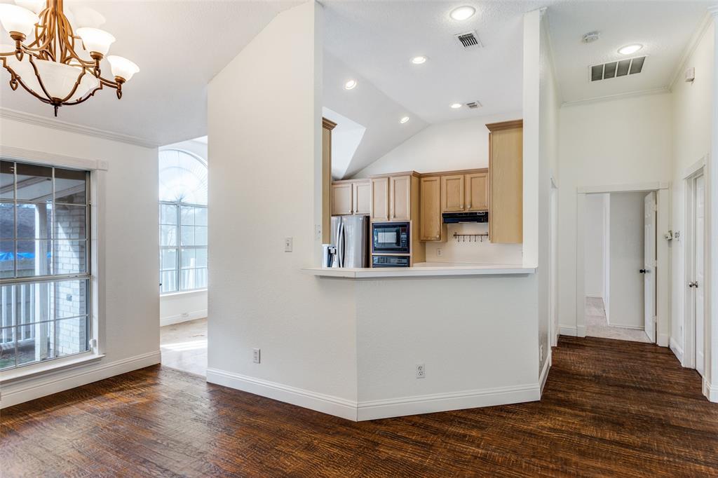 7628 Arbor Ridge Court Fort Worth, TX 76112 - Photo 9 of 25