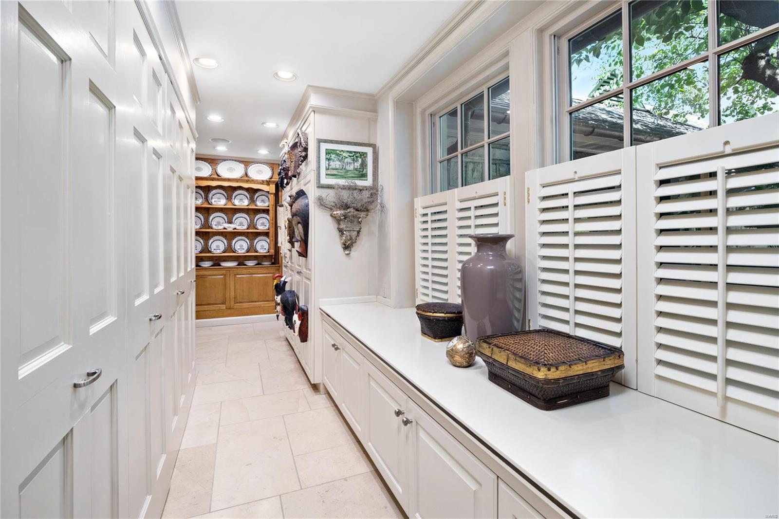 9755 Old Warson Road Ladue, MO 63124 - Photo 15 of 38