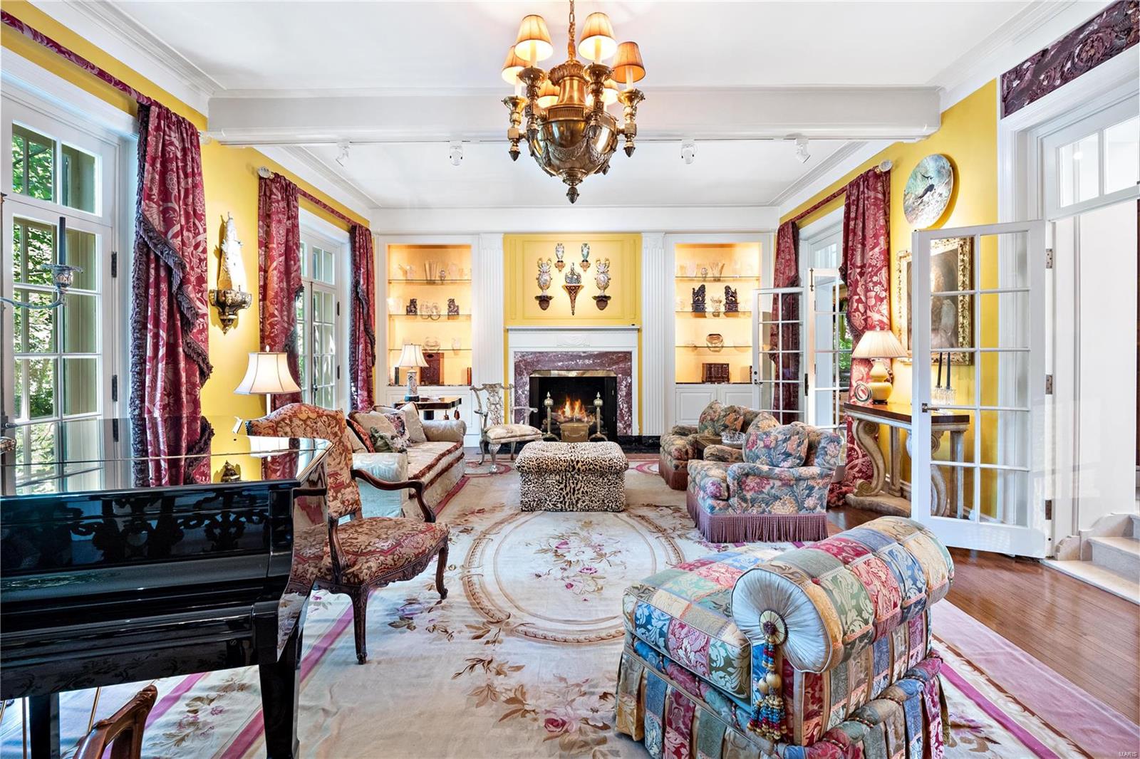 9755 Old Warson Road Ladue, MO 63124 - Photo 3 of 38