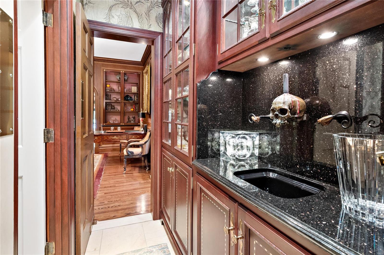 9755 Old Warson Road Ladue, MO 63124 - Photo 10 of 38