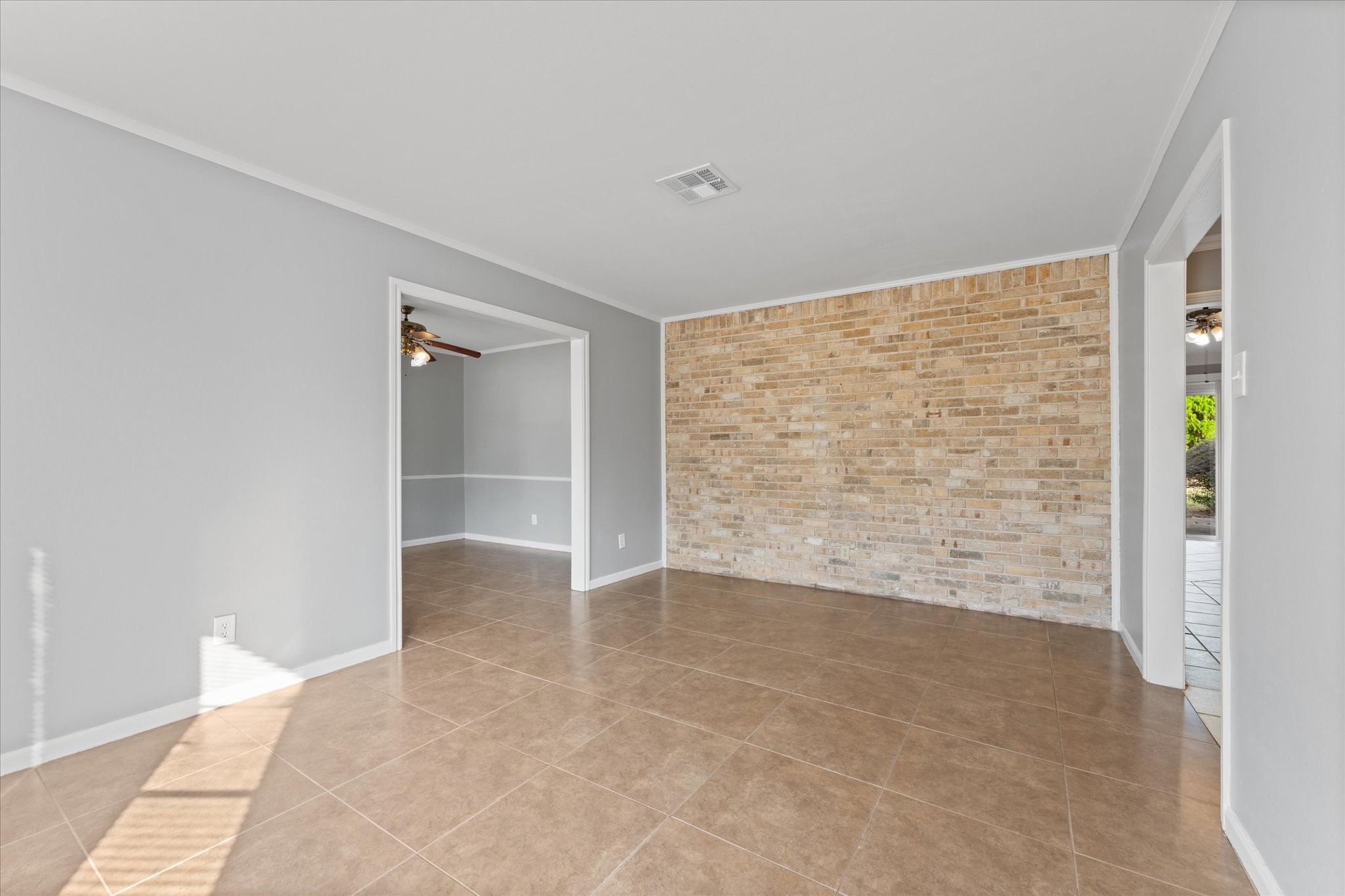 954 Chamboard Lane Houston, TX 77018 - Photo 32 of 36 wooden floor in an empty room with a window