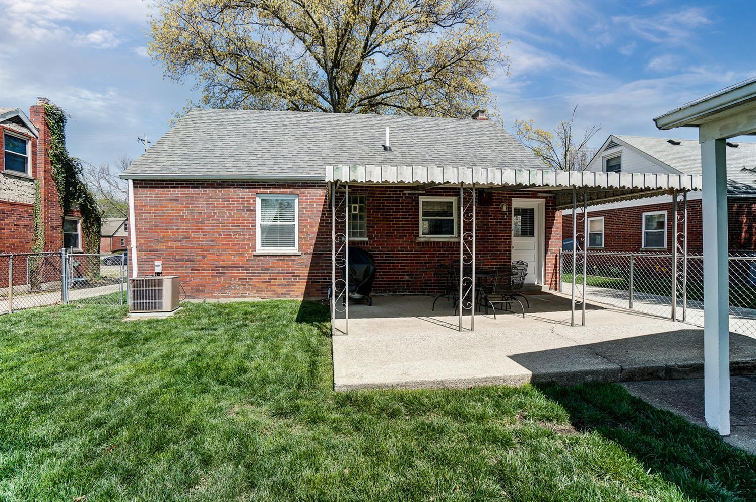2238 Hunt Road Reading, OH 45215 - Photo 33 of 41