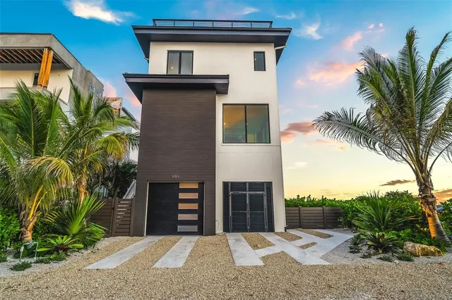 $6,250,000 | 101 7th Street South, Bradenton Beach, FL 34217