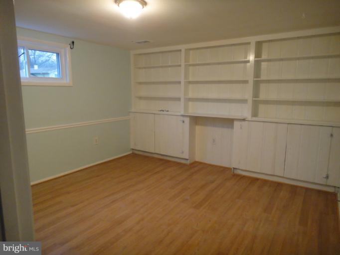 14213 Chesterfield Road Rockville, MD 20853 - Photo 2 of 18 Bedroom 4