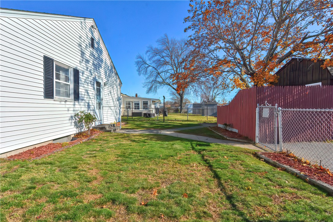 44 Rocco Avenue Pawtucket, RI 02860 - Photo 42 of 46 Gallery Image 42