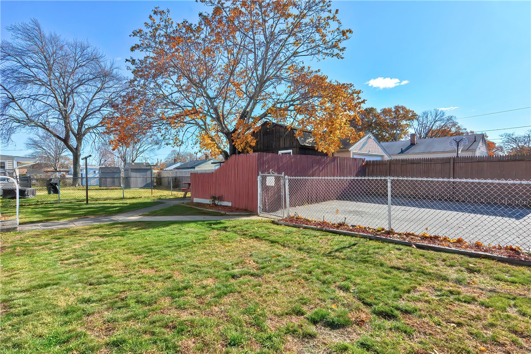 44 Rocco Avenue Pawtucket, RI 02860 - Photo 43 of 46 Gallery Image 43
