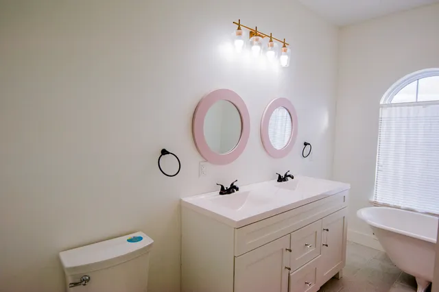 $925,000 | 16810 Springfield Road, Pekin, IL 61554