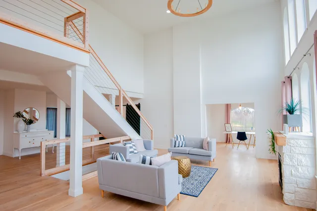 $925,000 | 16810 Springfield Road, Pekin, IL 61554