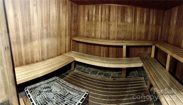 $224,500 | 303 Sugar Top Drive, Unit 2507, Sugar Mountain, NC 28604