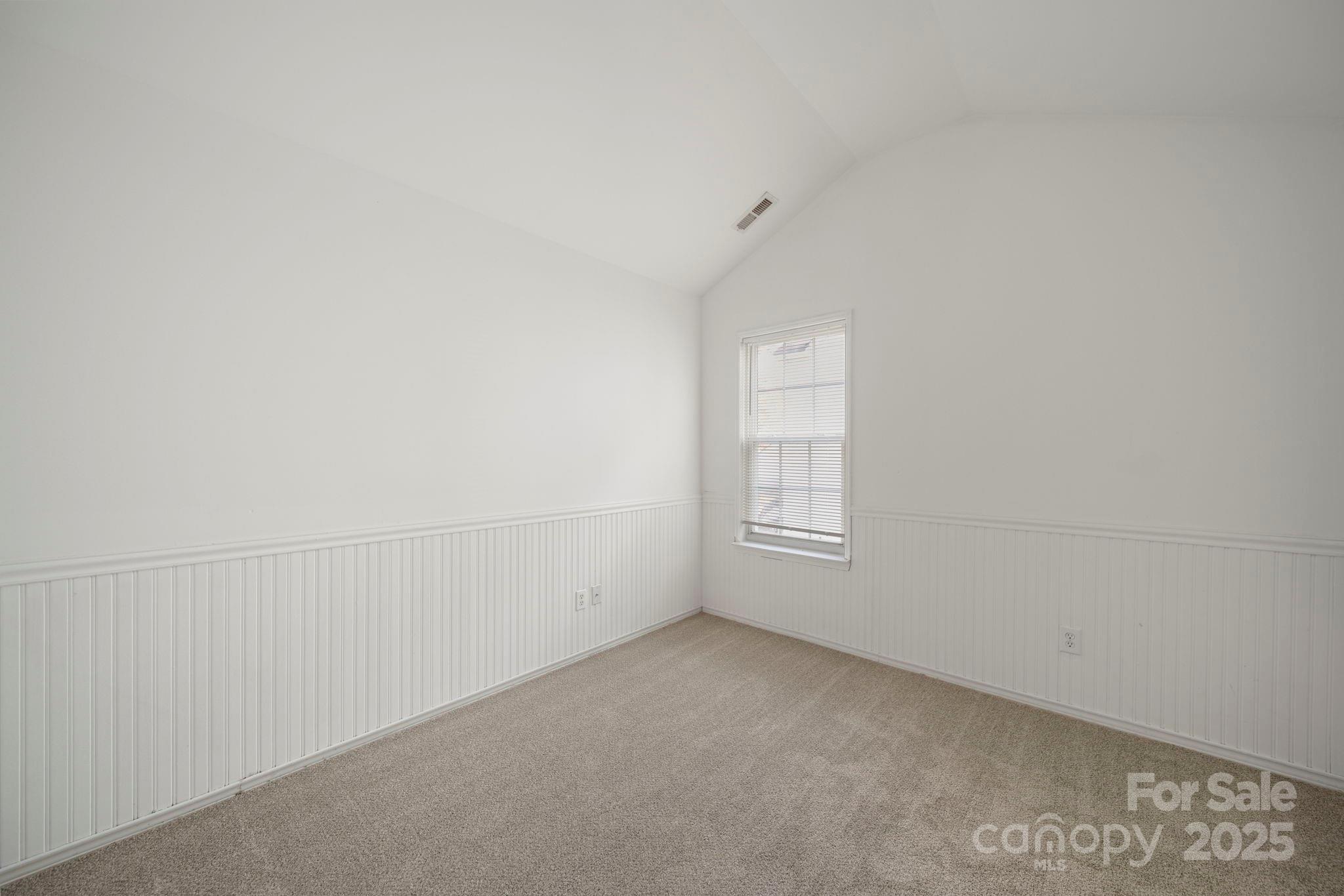 1424 Griers Grove Road Charlotte, NC 28216 - Photo 19 of 37 Gallery Image 19