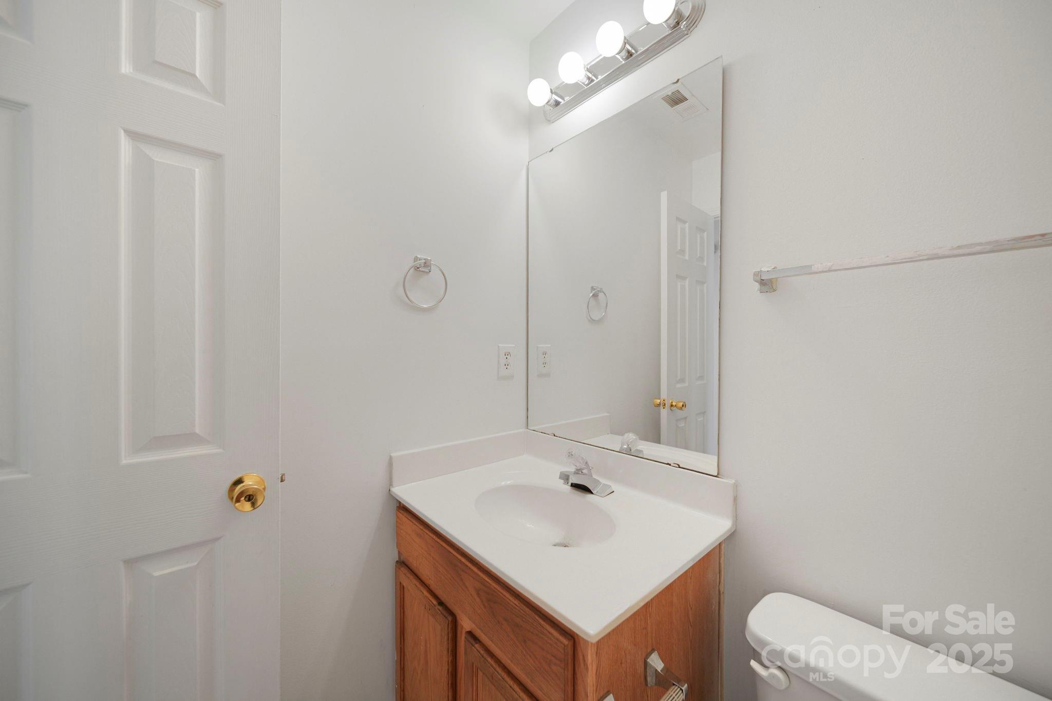 1424 Griers Grove Road Charlotte, NC 28216 - Photo 21 of 37 Gallery Image 21