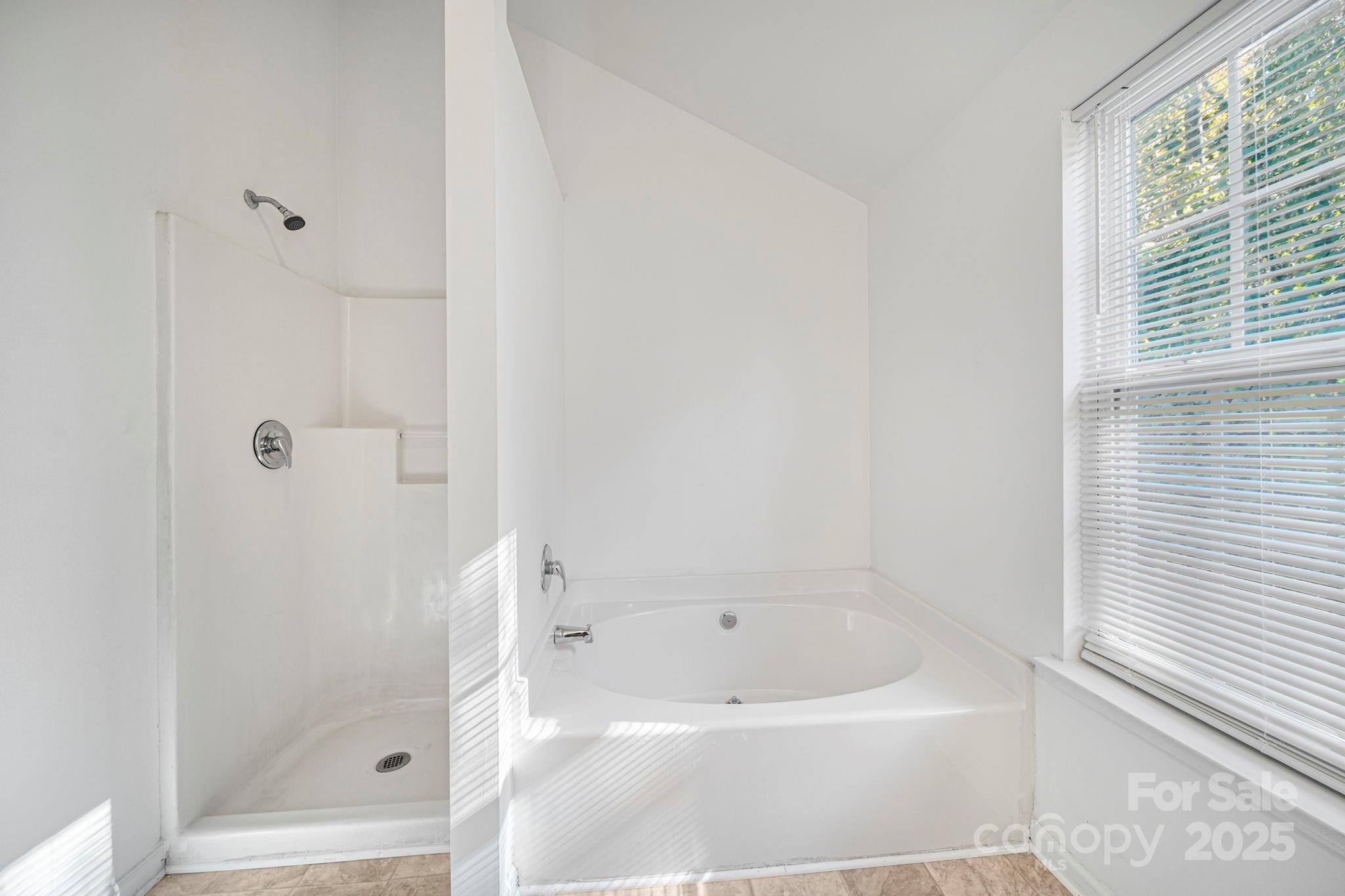 1424 Griers Grove Road Charlotte, NC 28216 - Photo 32 of 37 Gallery Image 32