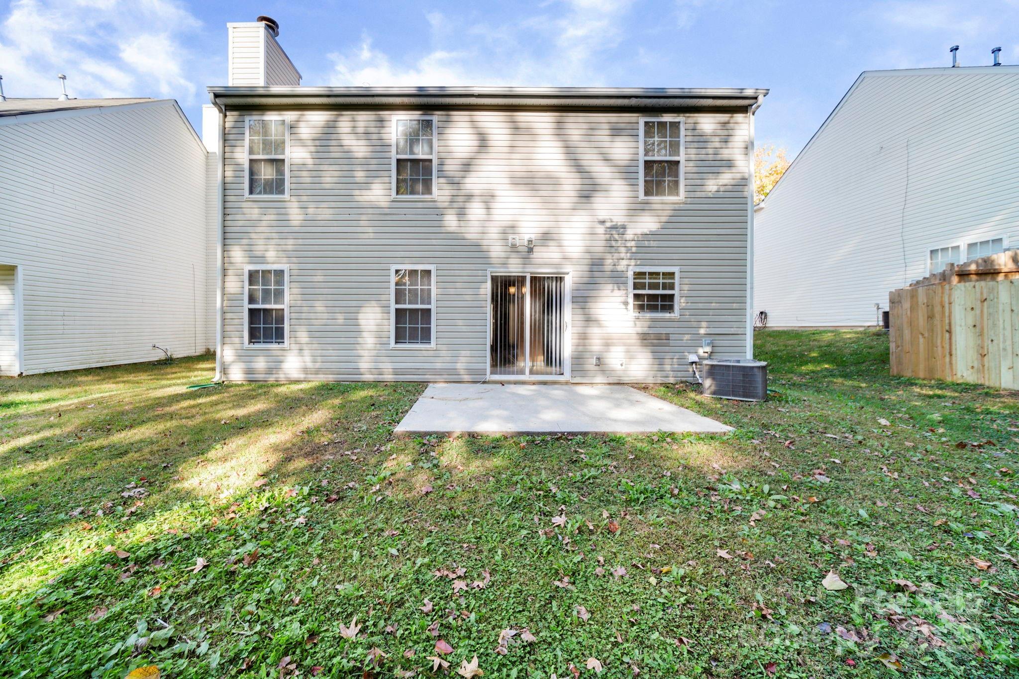 1424 Griers Grove Road Charlotte, NC 28216 - Photo 34 of 37 Gallery Image 34