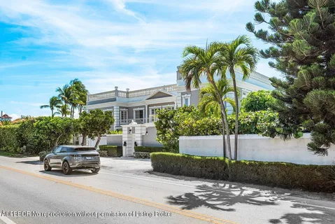 $23,950,000 | 1048 South Ocean Boulevard, Palm Beach, FL 33480