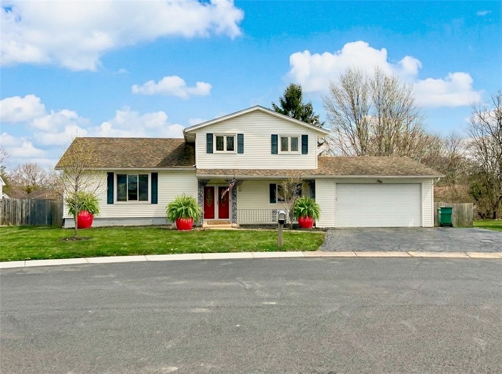 124 Granada Circle Irondequoit, NY 14609 - Photo 1 of 43