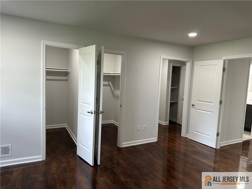 3206 Hana Road Edison, NJ 08817 - Photo 24 of 72 Gallery Image 24