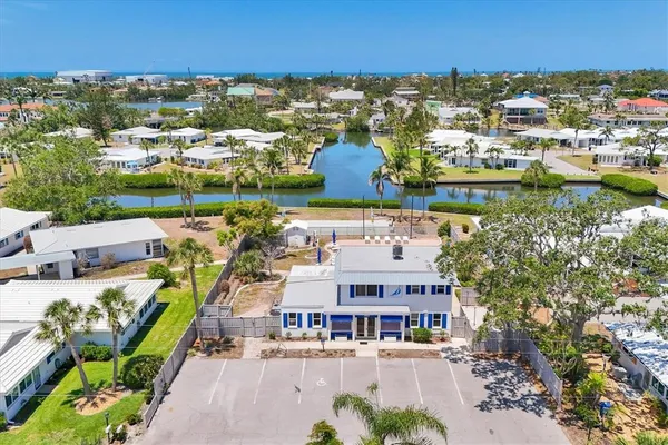 $339,000 | 215 Fair Winds Drive, Unit 215, Nokomis, FL 34275