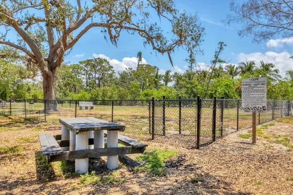 $339,000 | 215 Fair Winds Drive, Unit 215, Nokomis, FL 34275