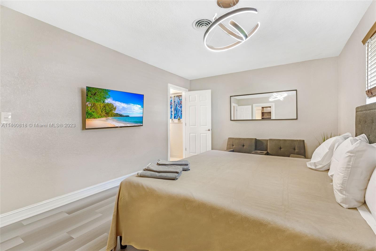 2167 Northeast 58th Street Fort Lauderdale, FL 33308 - Photo 27 of 38