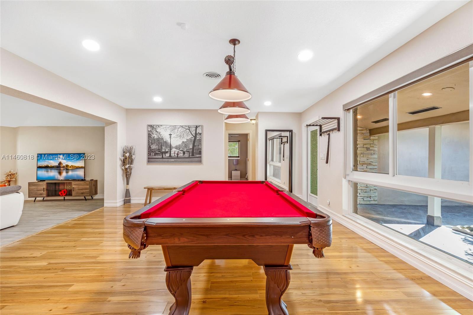 2167 Northeast 58th Street Fort Lauderdale, FL 33308 - Photo 5 of 38