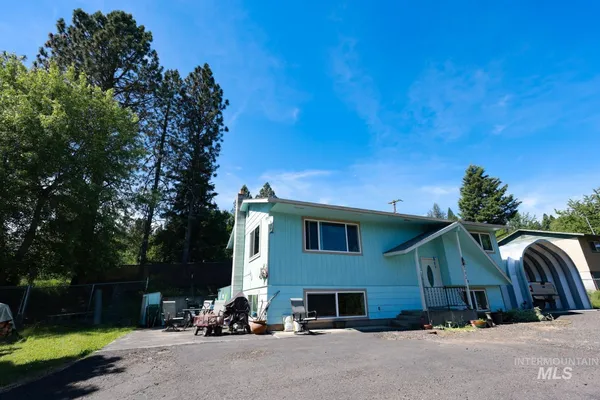 $349,000 | 132 Pine Road, Kamiah, ID 83536