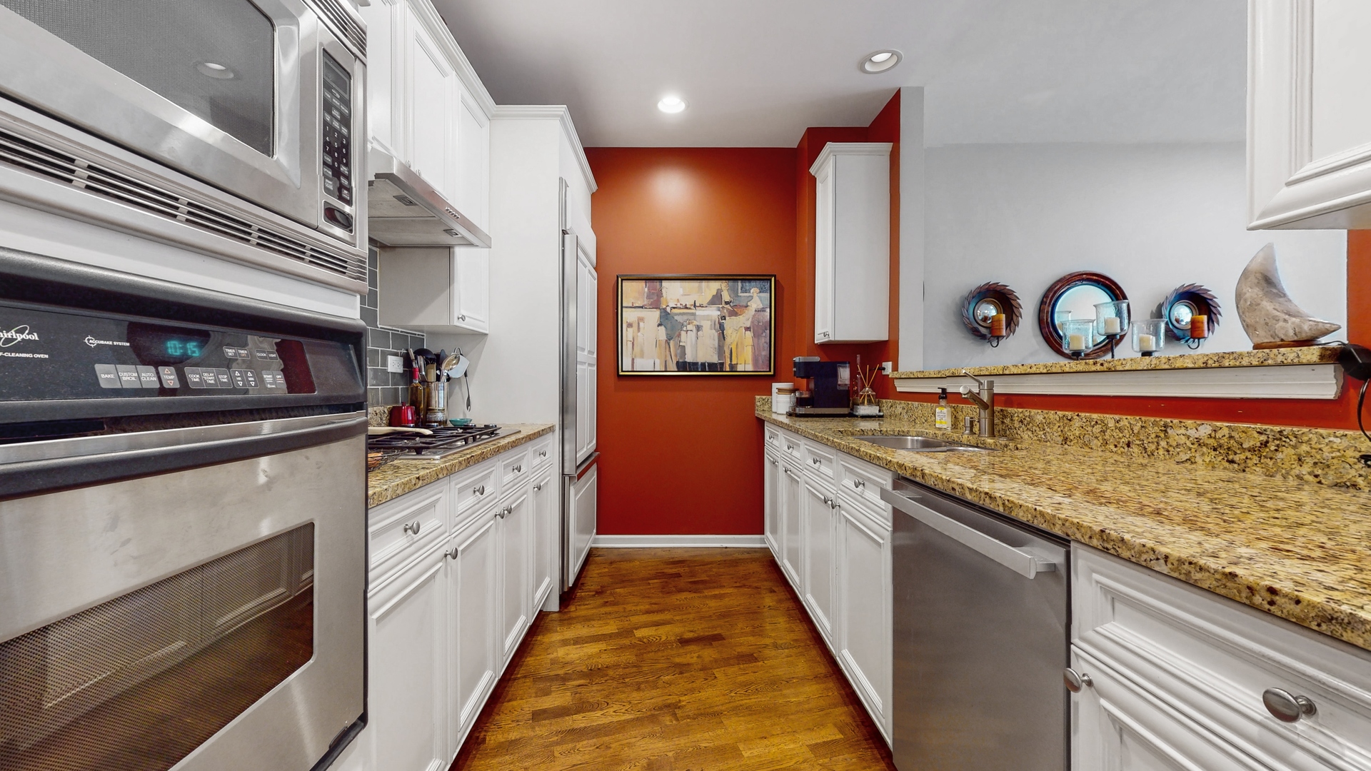 7746 North Sheridan Road, Unit 1R Chicago, IL 60626 - Photo 9 of 28 Gallery Image 9