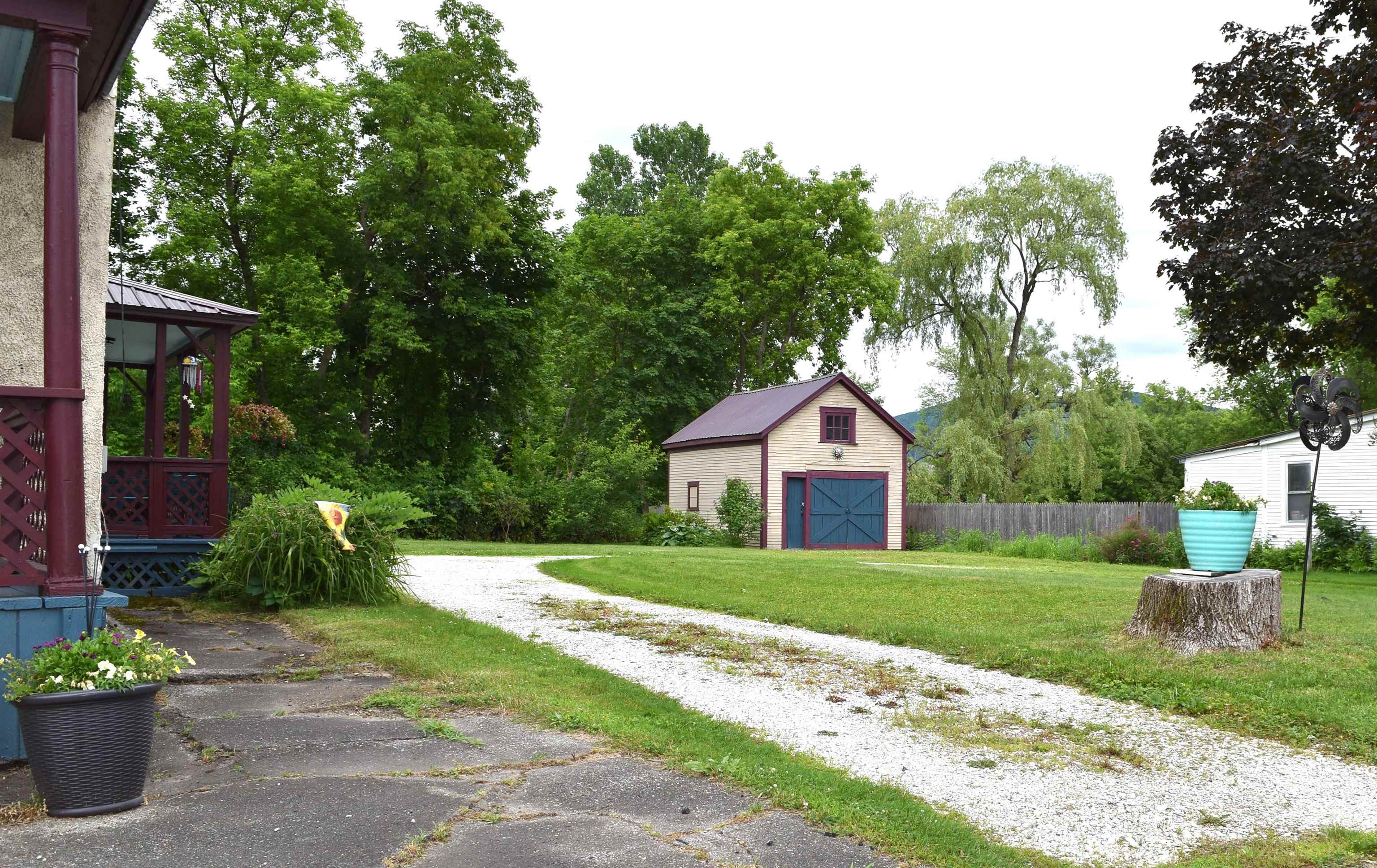 72 Granger Street Rutland, VT 05701 - Photo 3 of 46