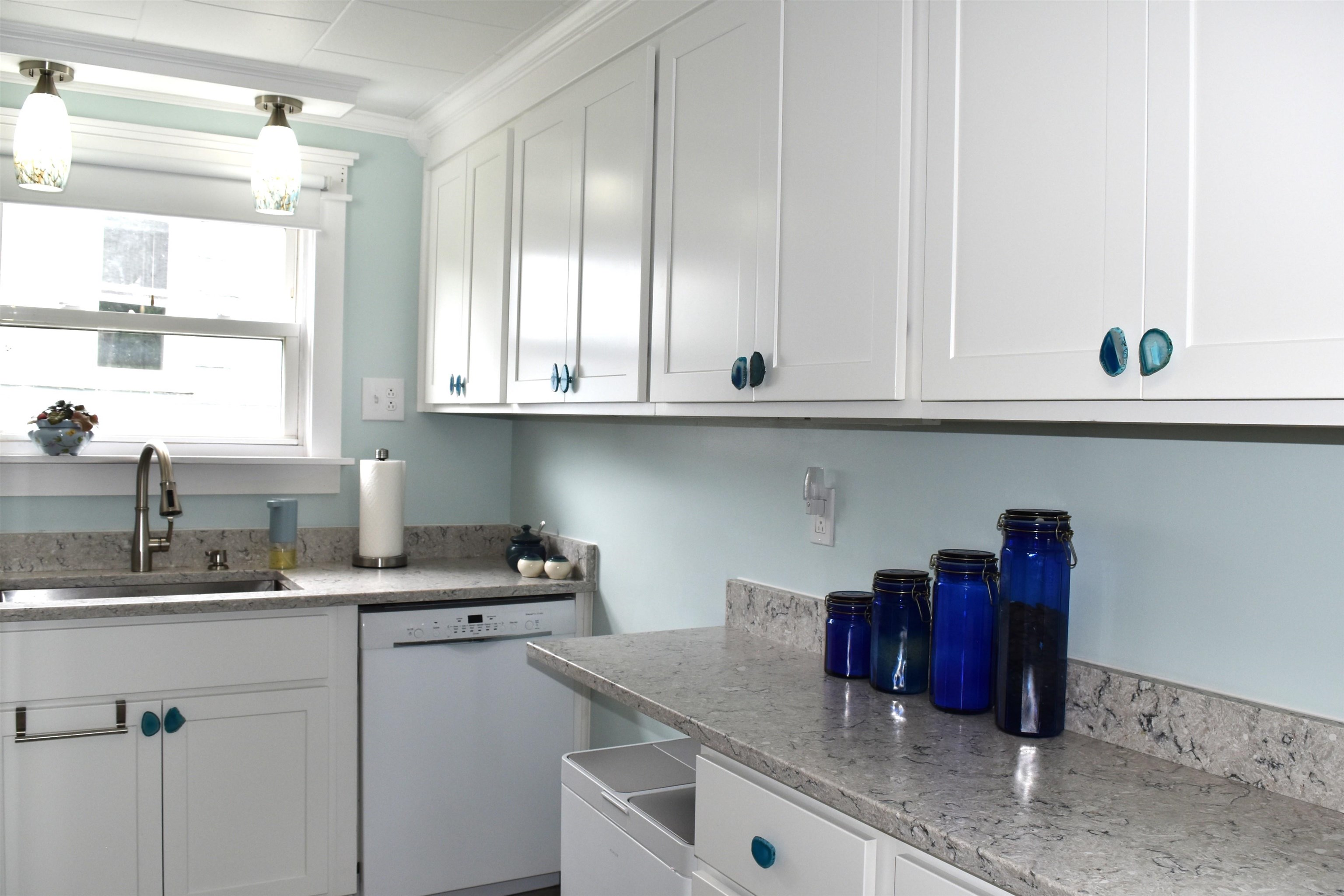 72 Granger Street Rutland, VT 05701 - Photo 7 of 46