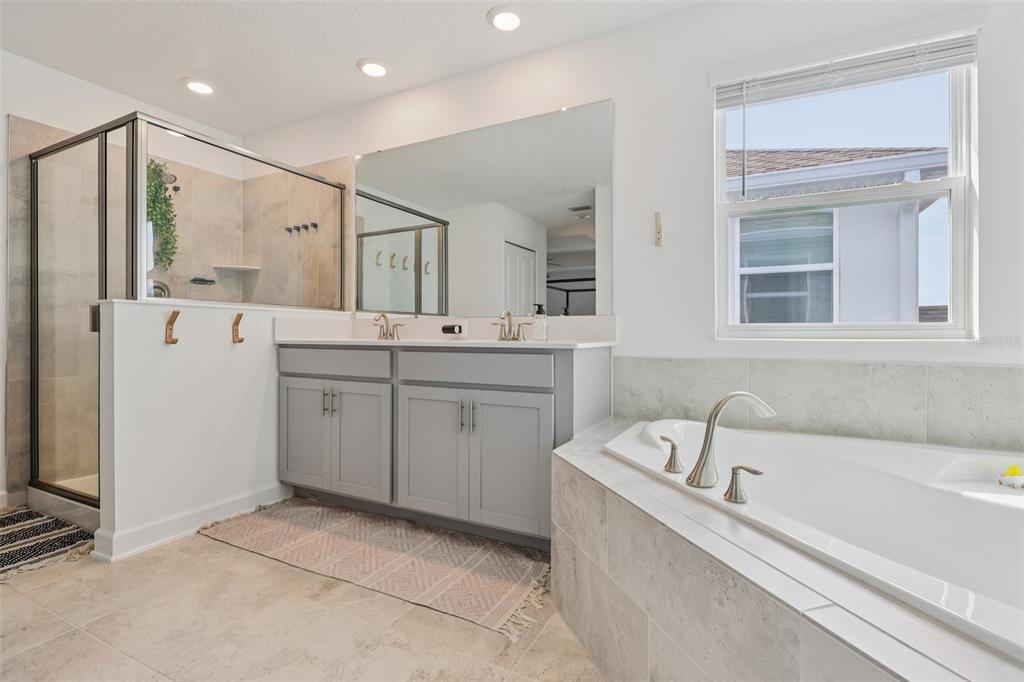 11480 Rhyme Avenue Orlando, FL 32832 - Photo 10 of 48