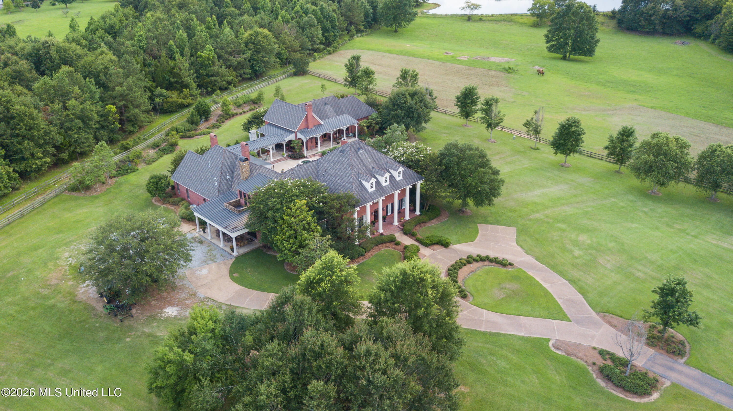 317 Highland Meadow Road Flora, MS 39071 - Photo 4 of 211 317 Highland Meadow-15