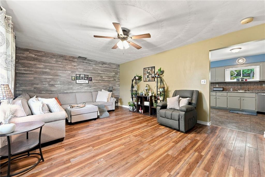 1242 Butler Road Worthington, PA 16262 - Photo 21 of 42 Gallery Image 21